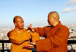 Maître Shi Heng Jun avec Maître Shi De Yang à Paris