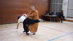 Démonstration de Qin Na (saisies) par Maître Shi Heng Jun
