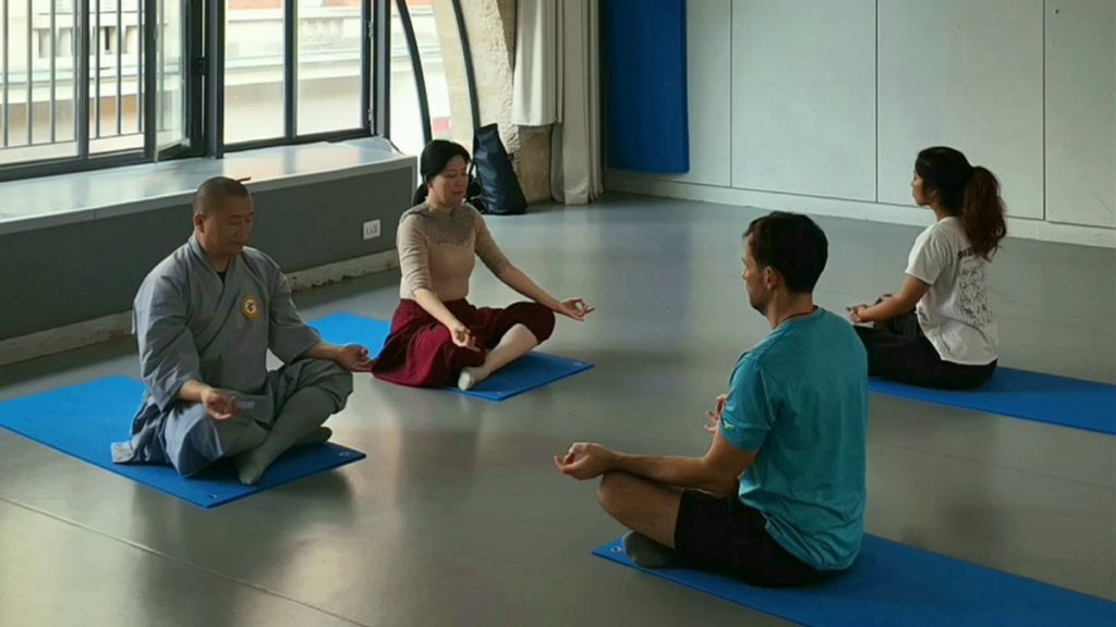 Séance de méditation Chan assise avec Maître Shi Heng Jun